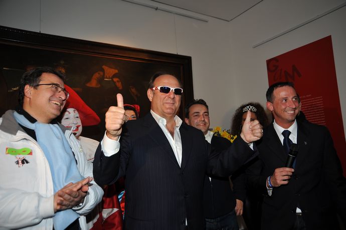 Ingrandisci la foto